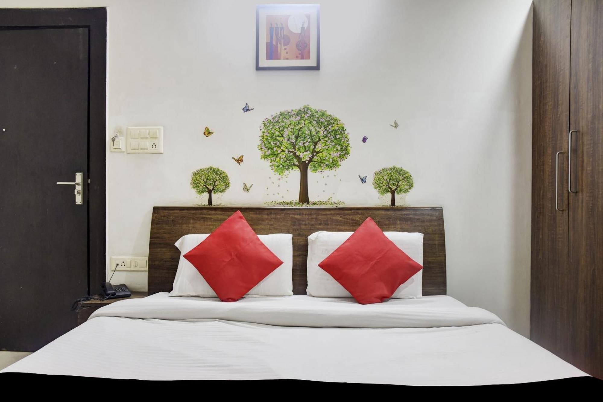 Hotel O Aditya Palace Bhopal Ngoại thất bức ảnh