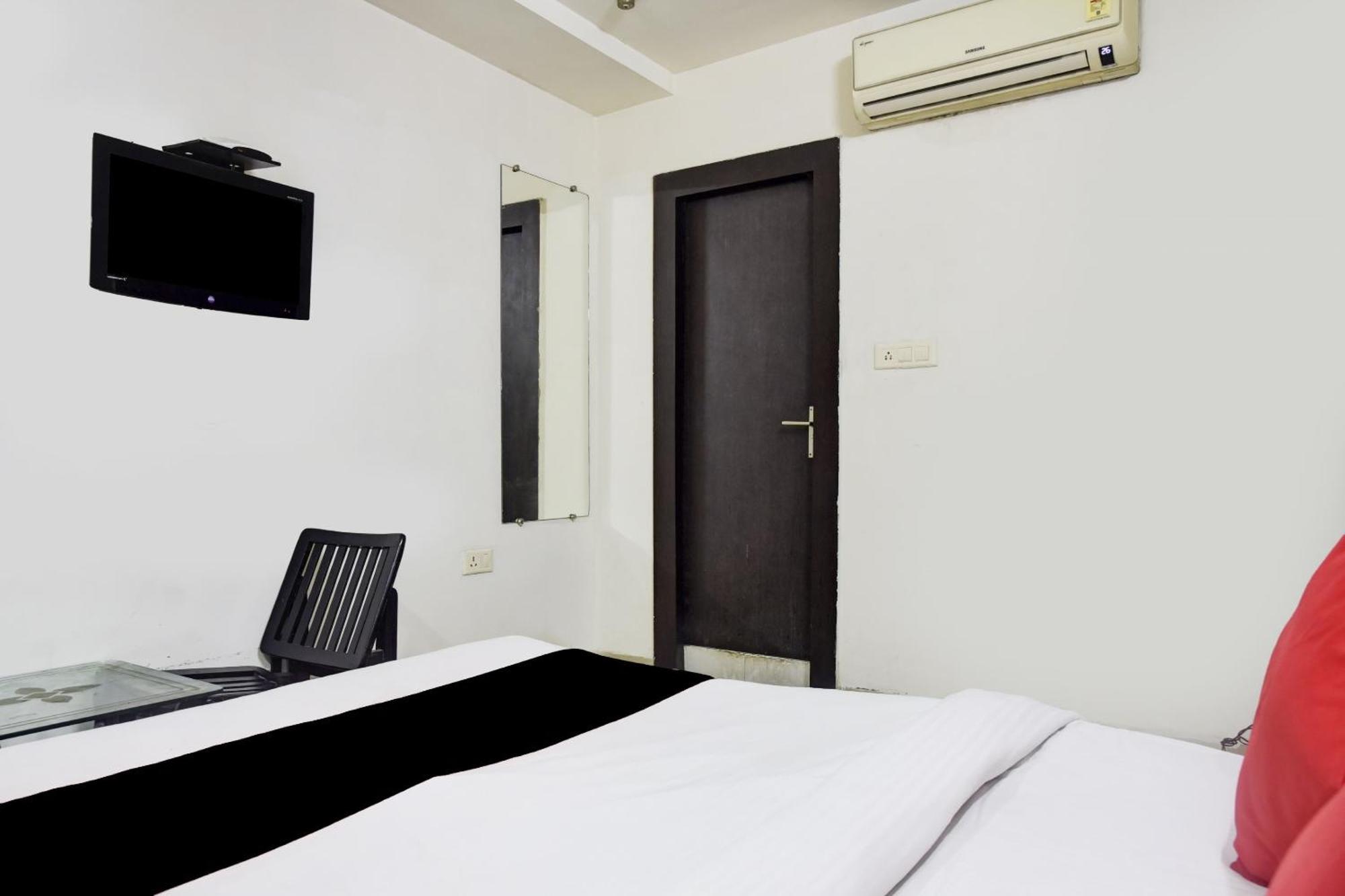 Hotel O Aditya Palace Bhopal Ngoại thất bức ảnh